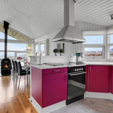 3 Bedroom Awesome In